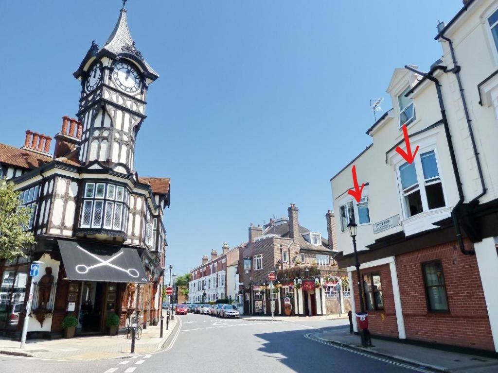 The Clock Tower Apartment - Spacious, Modern, 2 Bed Room Apartment , Southsea With Free Parking - Sleeps 4 Портцмаус Экстерьер фото